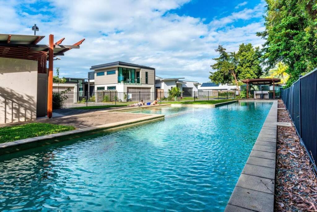 Blue Lagoon Villa B Кернс Екстер'єр фото